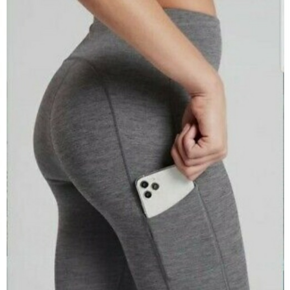 Athleta Sz XS Ultimate Stash Pocket Capri Gray - Picture 3 of 15